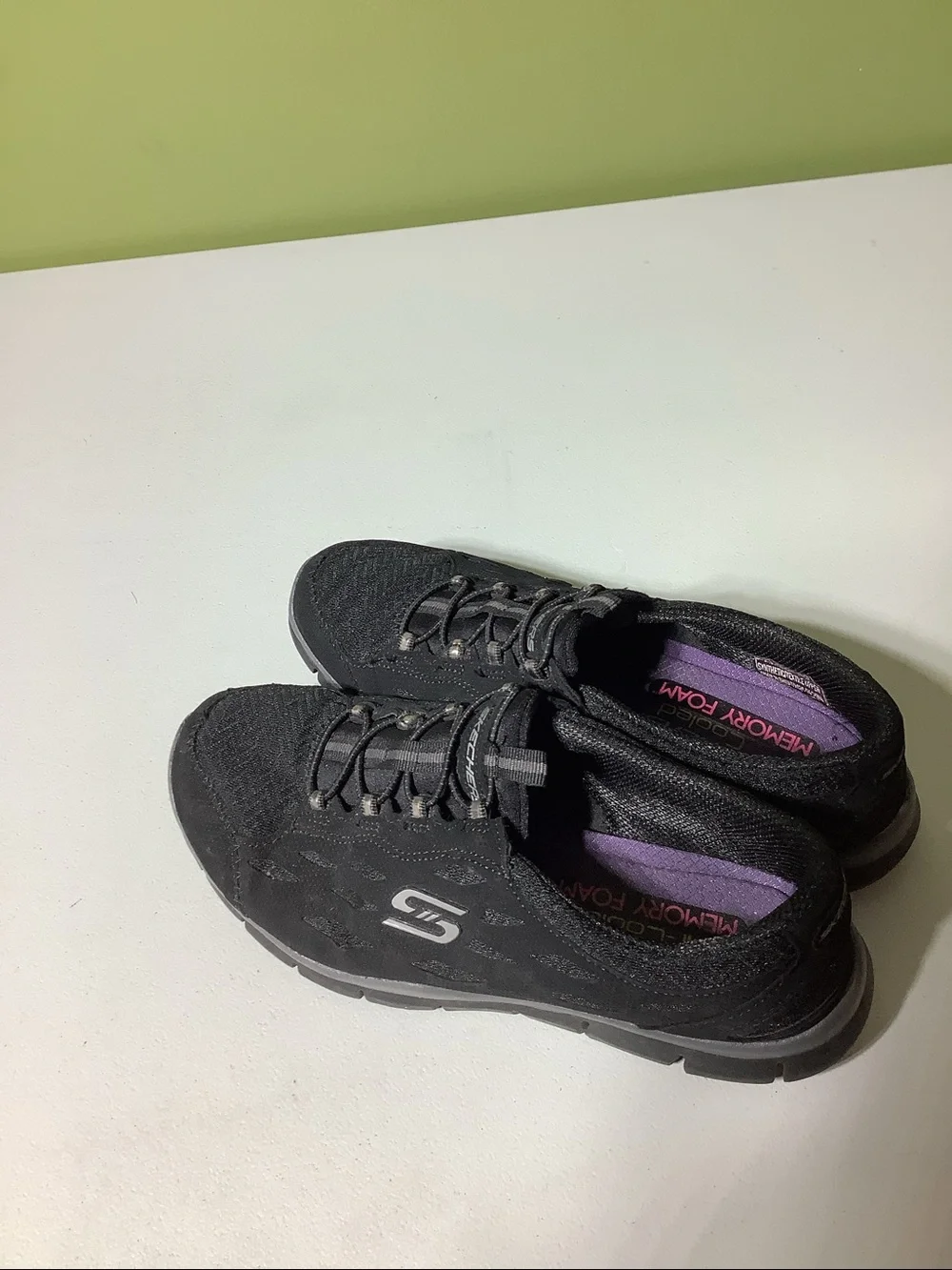 Skechers women’s size